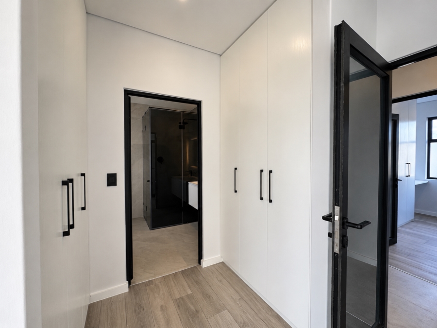 4 Bedroom Property for Sale in Sandown Western Cape